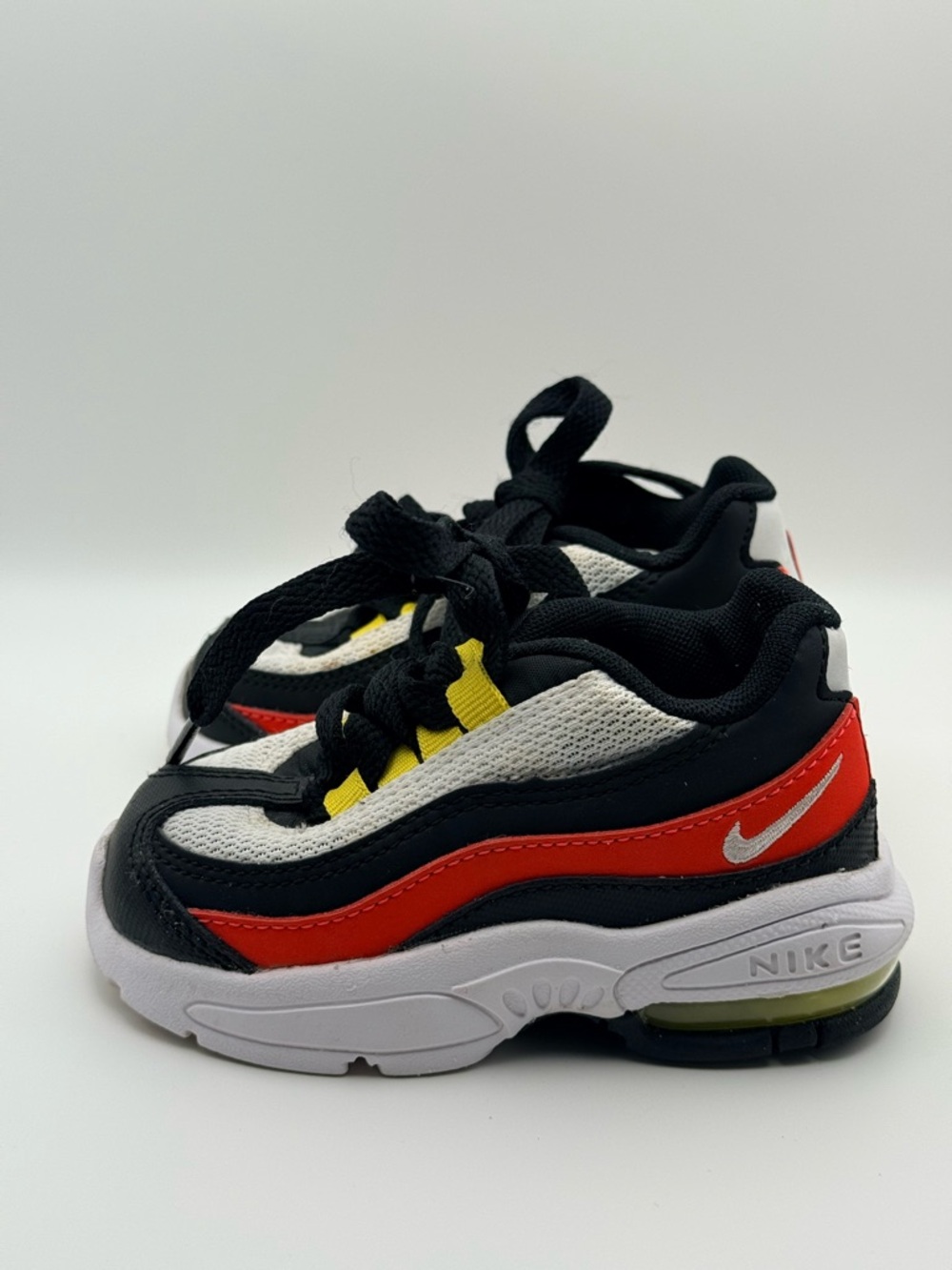 Nike Air Max Baby Shoes Size 5C Black Red White Toddler Sneakers